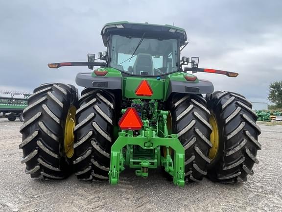 Image of John Deere 8R 370 equipment image 4
