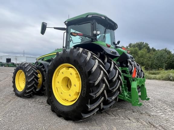 Image of John Deere 8R 370 equipment image 3