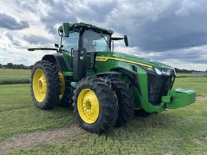 2024 John Deere 8R 370 Image