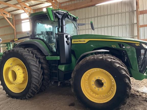 Image of John Deere 8R 370 Primary image