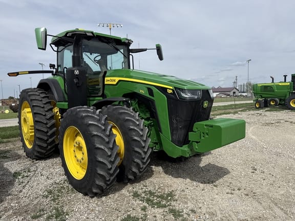 2024 John Deere 8R 370 Equipment Image0