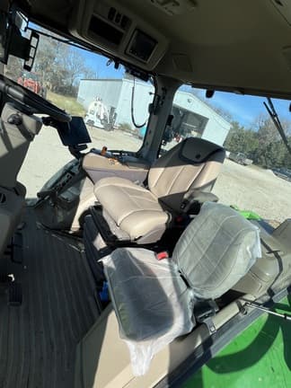 Image of John Deere 8R 370 equipment image 3