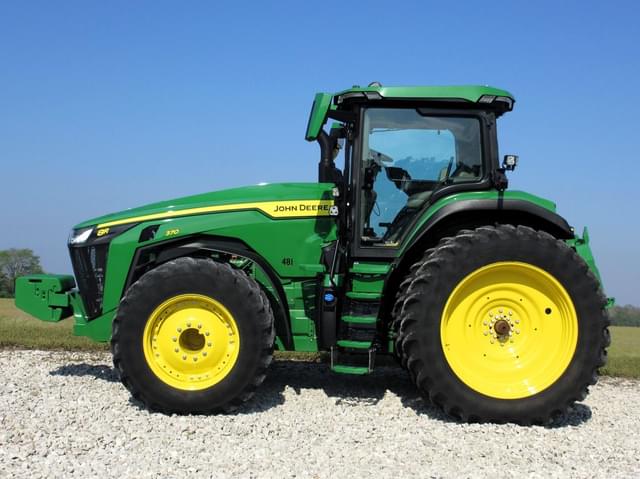 Image of John Deere 8R 370 equipment image 1