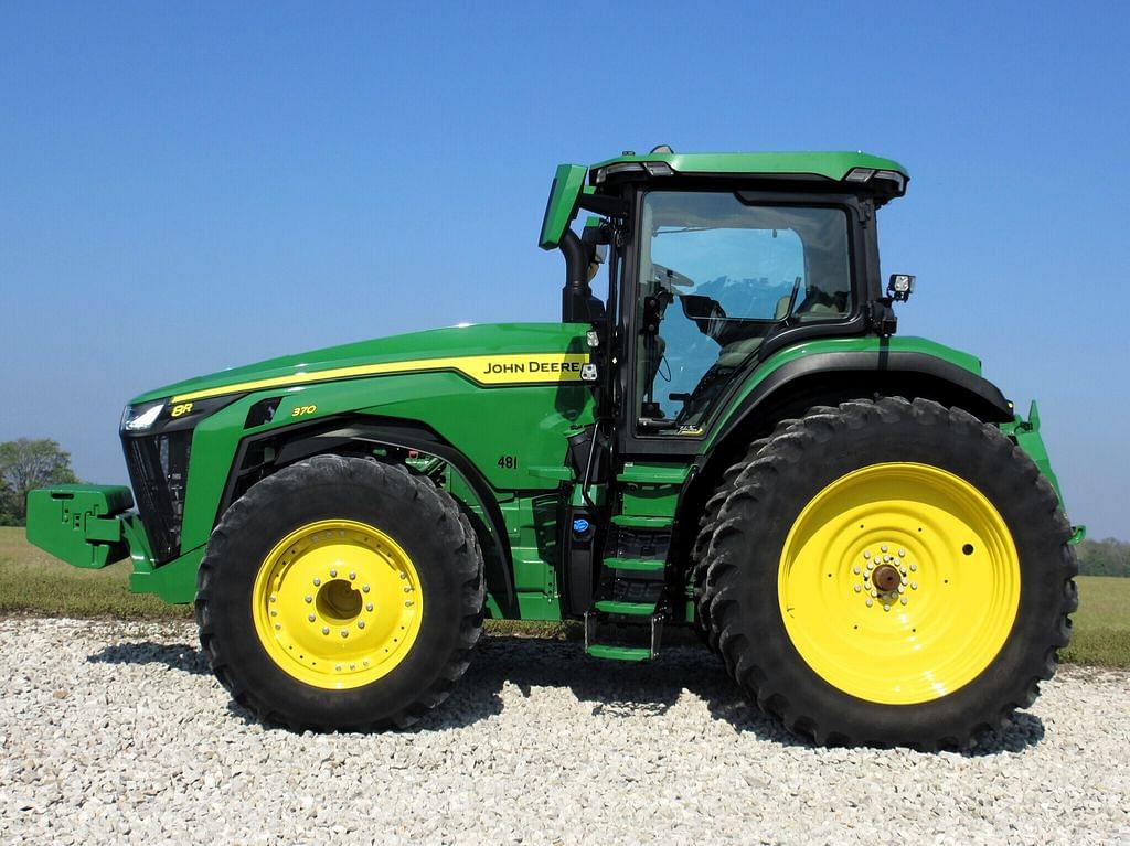 Image of John Deere 8R 370 Primary image