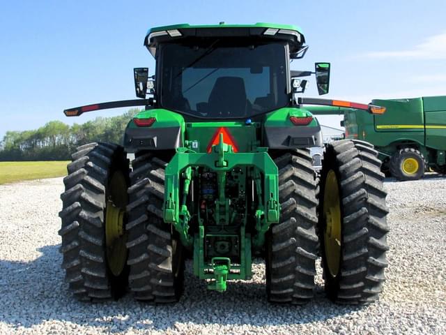 Image of John Deere 8R 370 equipment image 3