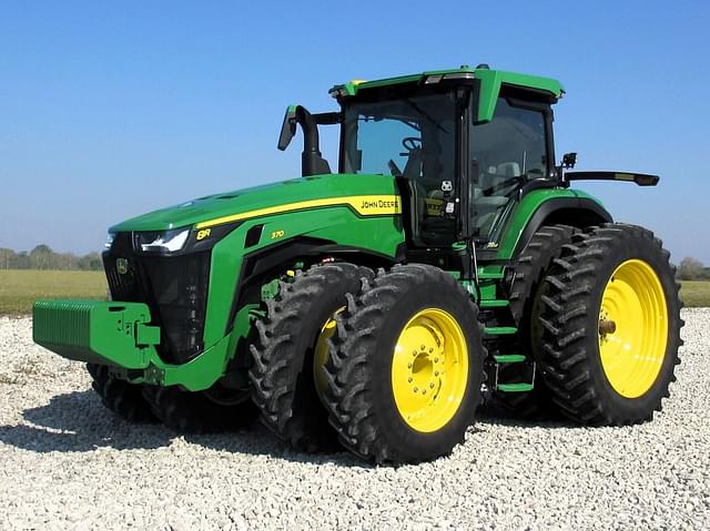 Image of John Deere 8R 370 equipment image 4