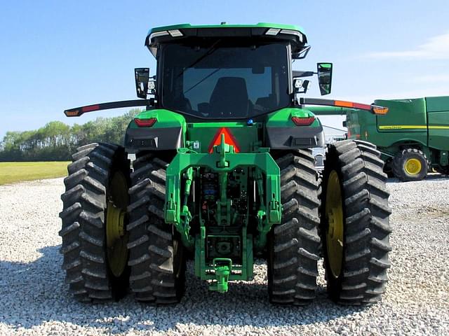 Image of John Deere 8R 370 equipment image 3