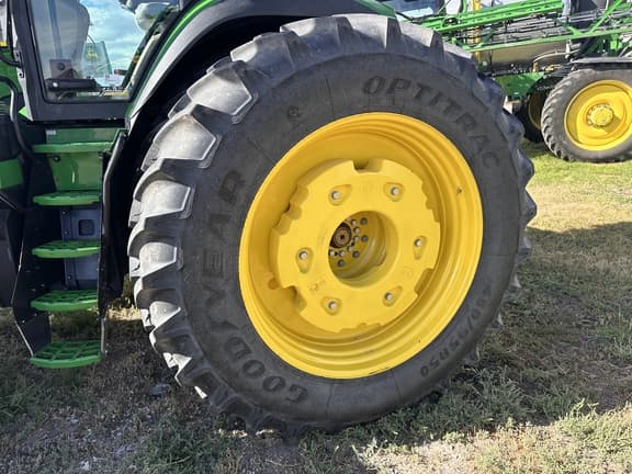 Image of John Deere 8R 370 Image 1