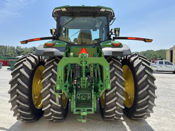 Image of John Deere 8R 370 equipment image 3