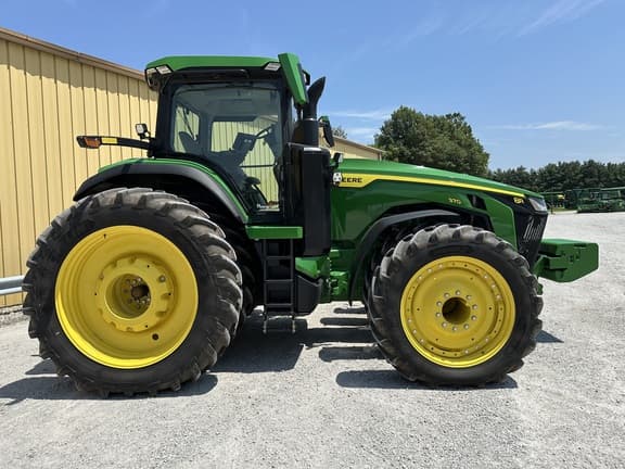 Image of John Deere 8R 370 equipment image 1