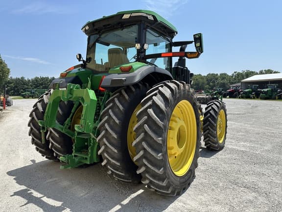 Image of John Deere 8R 370 equipment image 2