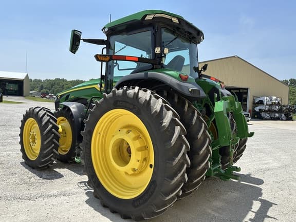Image of John Deere 8R 370 equipment image 4