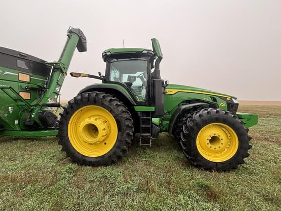 Image of John Deere 8R 370 equipment image 1