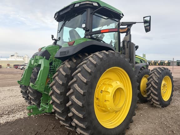 Image of John Deere 8R 370 equipment image 3
