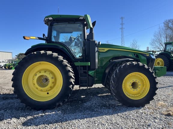 Image of John Deere 8R 370 equipment image 2