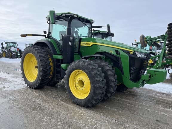 Image of John Deere 8R 370 equipment image 2