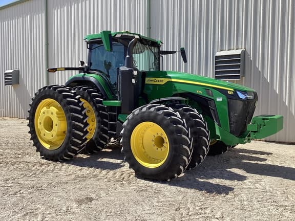 Image of John Deere 8R 370 equipment image 4