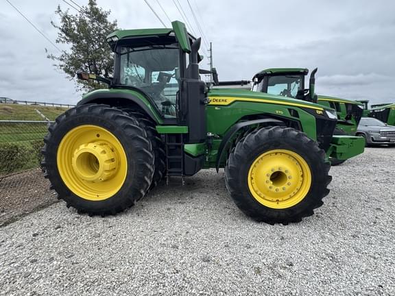 Image of John Deere 8R 370 Primary image