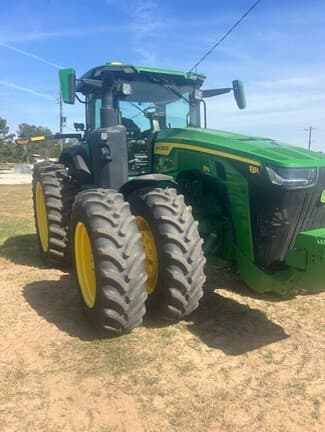 Image of John Deere 8R 370 equipment image 2