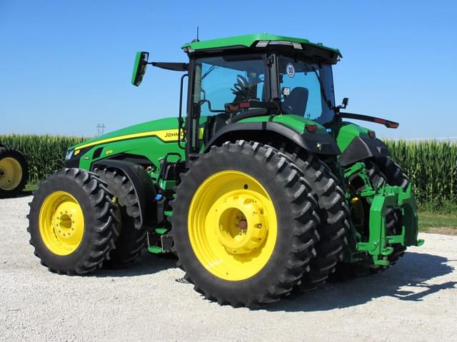 Image of John Deere 8R 370 equipment image 2