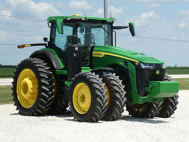 Image of John Deere 8R 370 equipment image 4