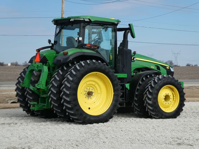 Image of John Deere 8R 370 equipment image 2