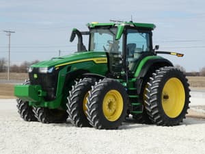 2024 John Deere 8R 370 Image
