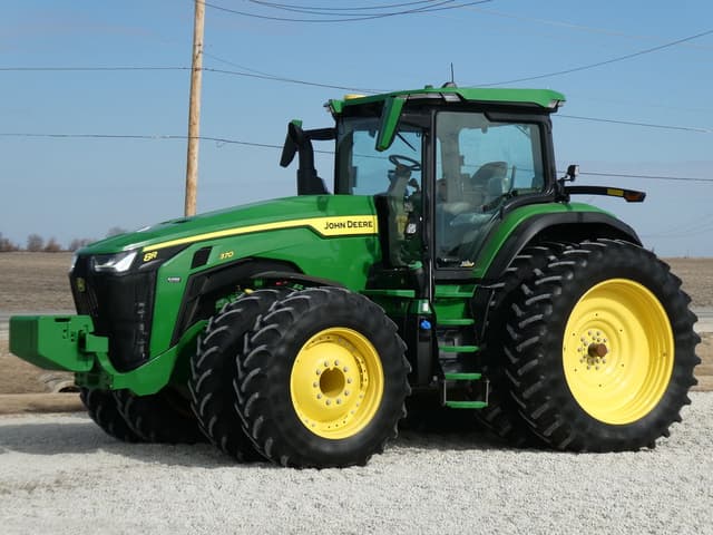 Image of John Deere 8R 370 equipment image 1