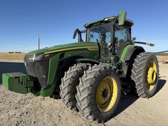 2024 John Deere 8R 370 Equipment Image0