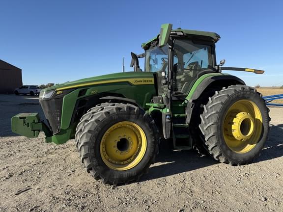 Image of John Deere 8R 370 equipment image 1