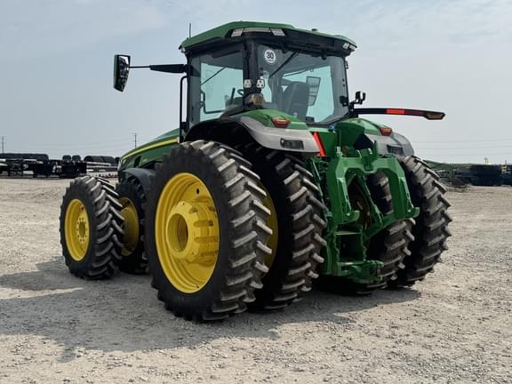 Image of John Deere 8R 370 equipment image 4