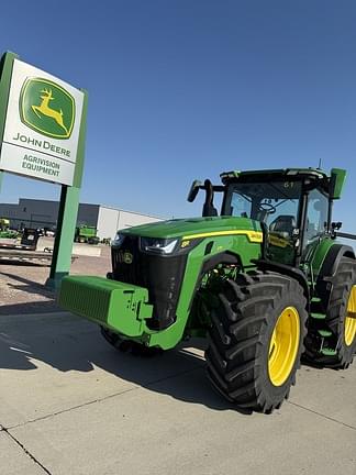 Image of John Deere 8R 370 equipment image 1