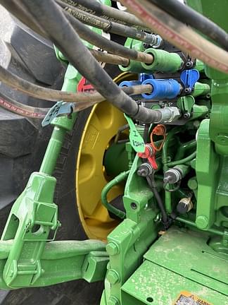 Image of John Deere 8R 370 equipment image 3