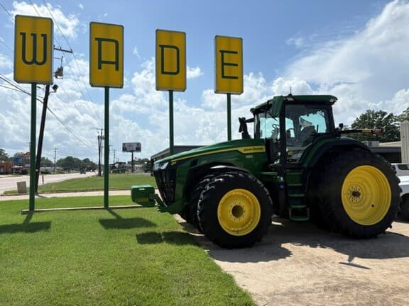 Image of John Deere 8R 370 Primary image