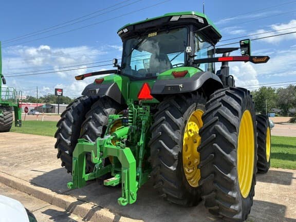 Image of John Deere 8R 370 equipment image 3