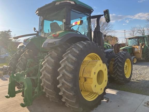 Image of John Deere 8R 370 equipment image 3