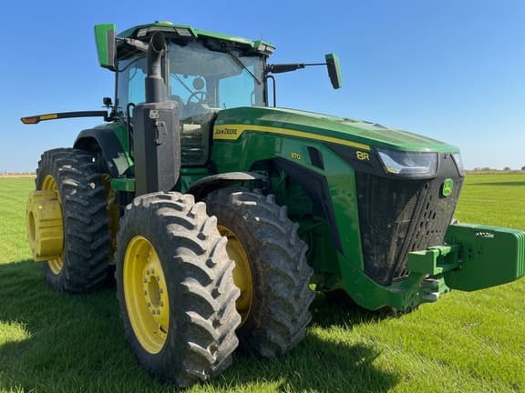 Image of John Deere 8R 370 equipment image 1