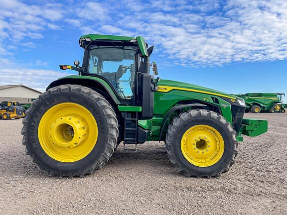 Image of John Deere 8R 370 equipment image 3