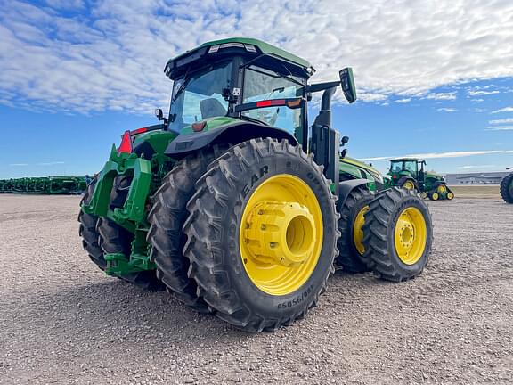 Image of John Deere 8R 370 equipment image 4