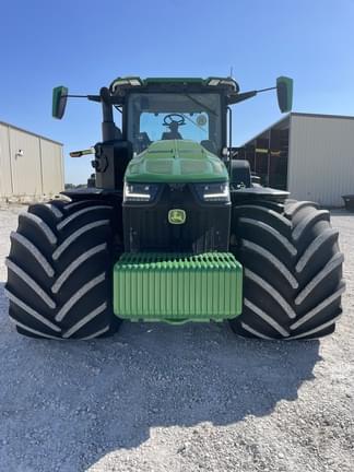 Image of John Deere 8R 370 equipment image 4