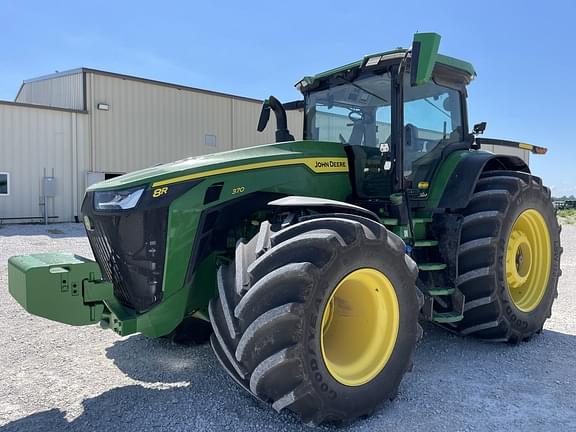 Image of John Deere 8R 370 equipment image 1