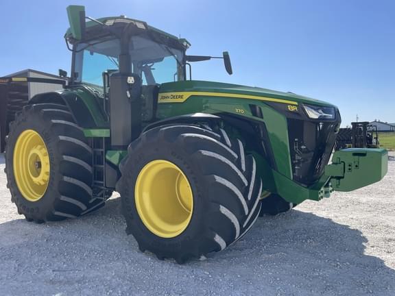 Image of John Deere 8R 370 equipment image 1
