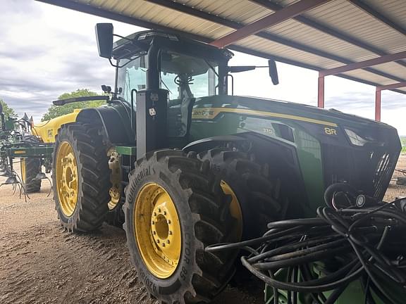 Image of John Deere 8R 370 equipment image 4