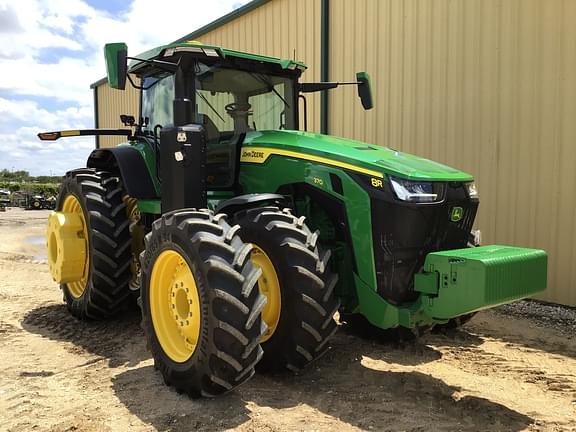 Image of John Deere 8R 370 equipment image 3
