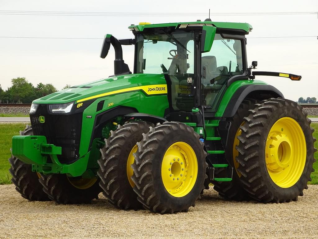Image of John Deere 8R 370 Primary image