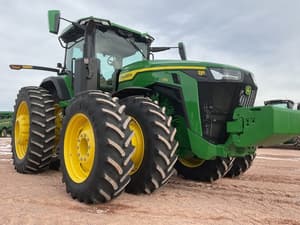 2024 John Deere 8R 370 Image