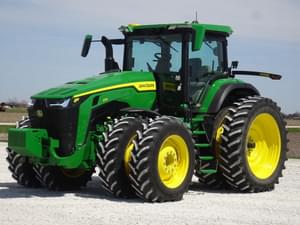 2024 John Deere 8R 370 Image