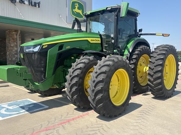 Image of John Deere 8R 370 equipment image 1