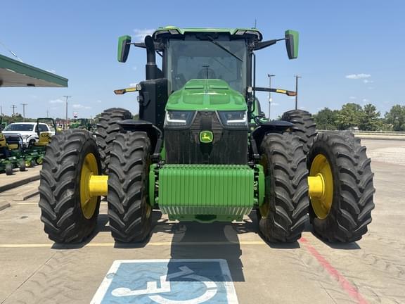 Image of John Deere 8R 370 equipment image 3