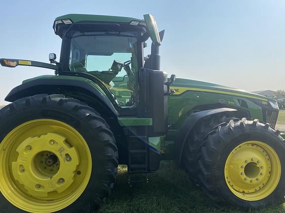 Image of John Deere 8R 370 equipment image 1